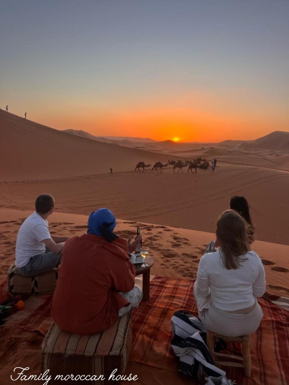 Family Moroccan House Merzouga Extérieur photo