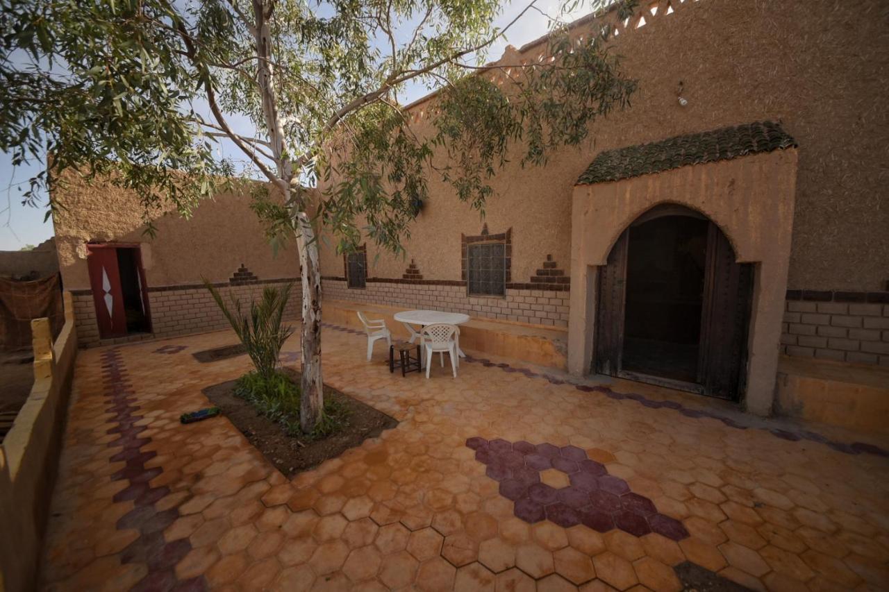 Family Moroccan House Merzouga Extérieur photo